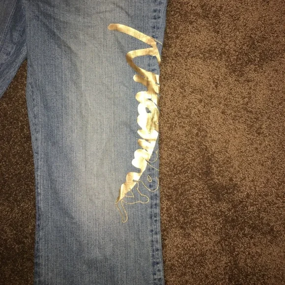 Gold flare - Picture 4 of 5